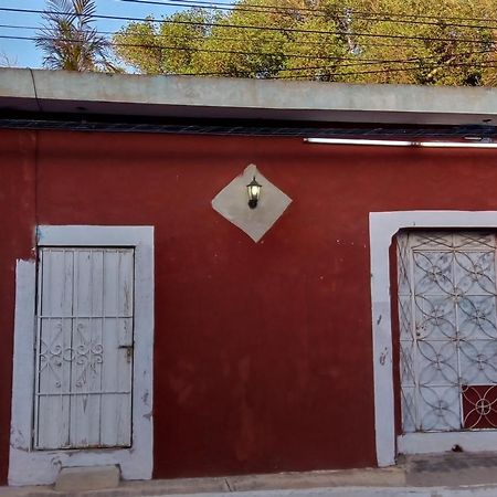 Cuartos Y Hostal Jaqueline Campeche Exterior photo